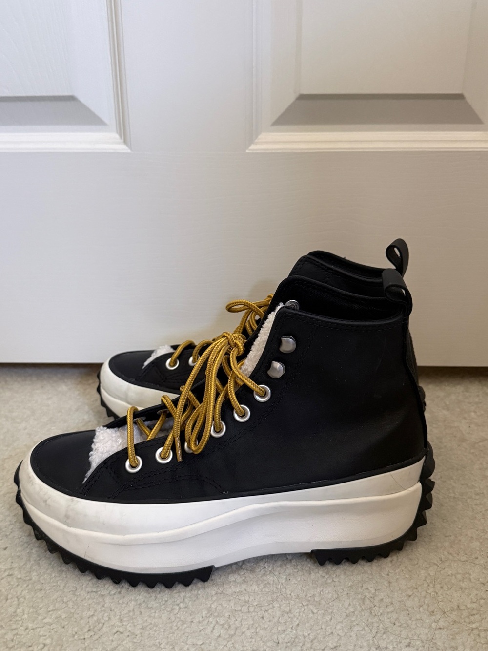 Converse Black and White Lace-Up Women's Boots with Gold Laces - Picture 4 of 9